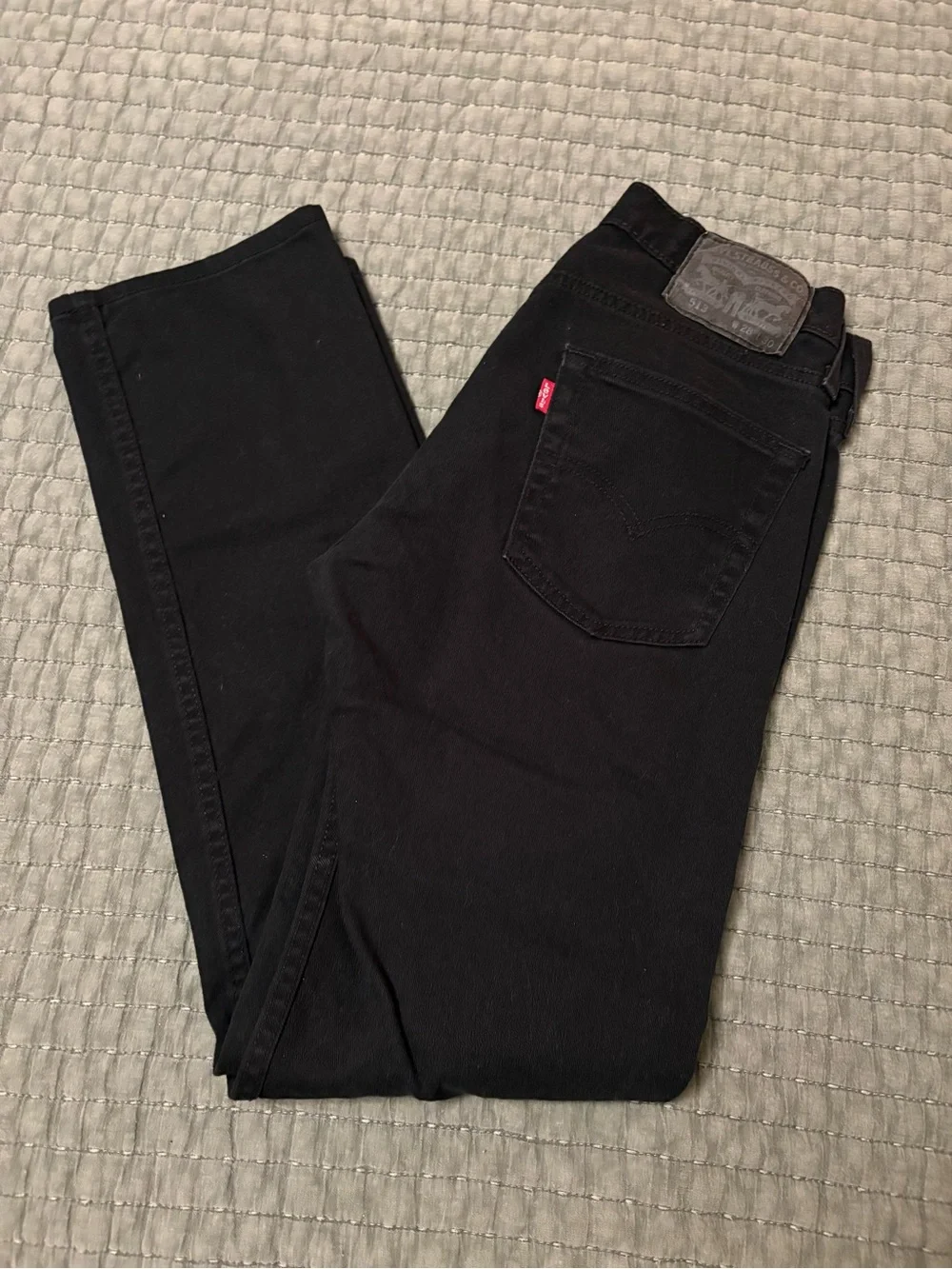 Levi's Men's Black Slim Straight Jeans